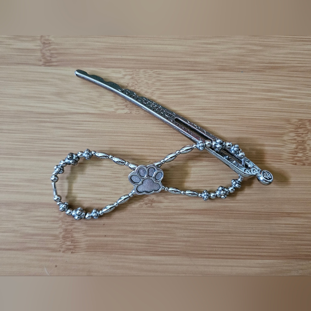 Paw Print Flexi hair clip